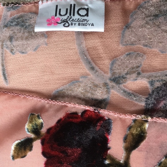 Fashion Scarf Velvet Rose Floral - Picture 4 of 5